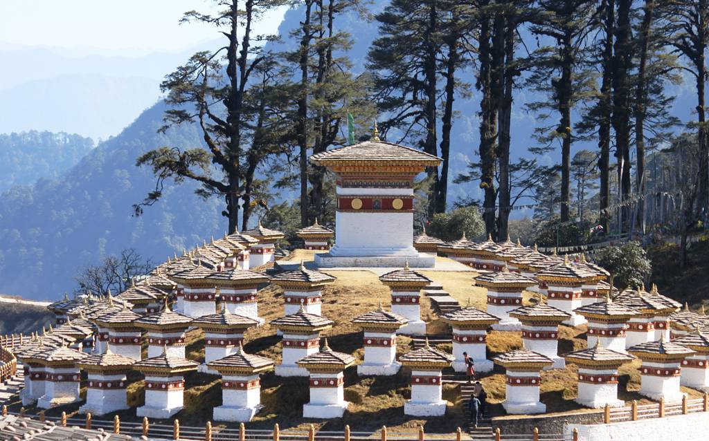 Bhutan_-_Dochula_Pass_Thimphu2.jpg