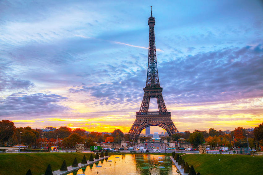 Paris_eiffel-tower.jpg